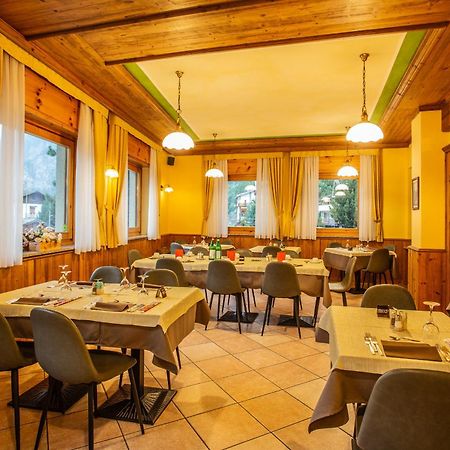 Hotel Bijou Valtournenche Bagian luar foto
