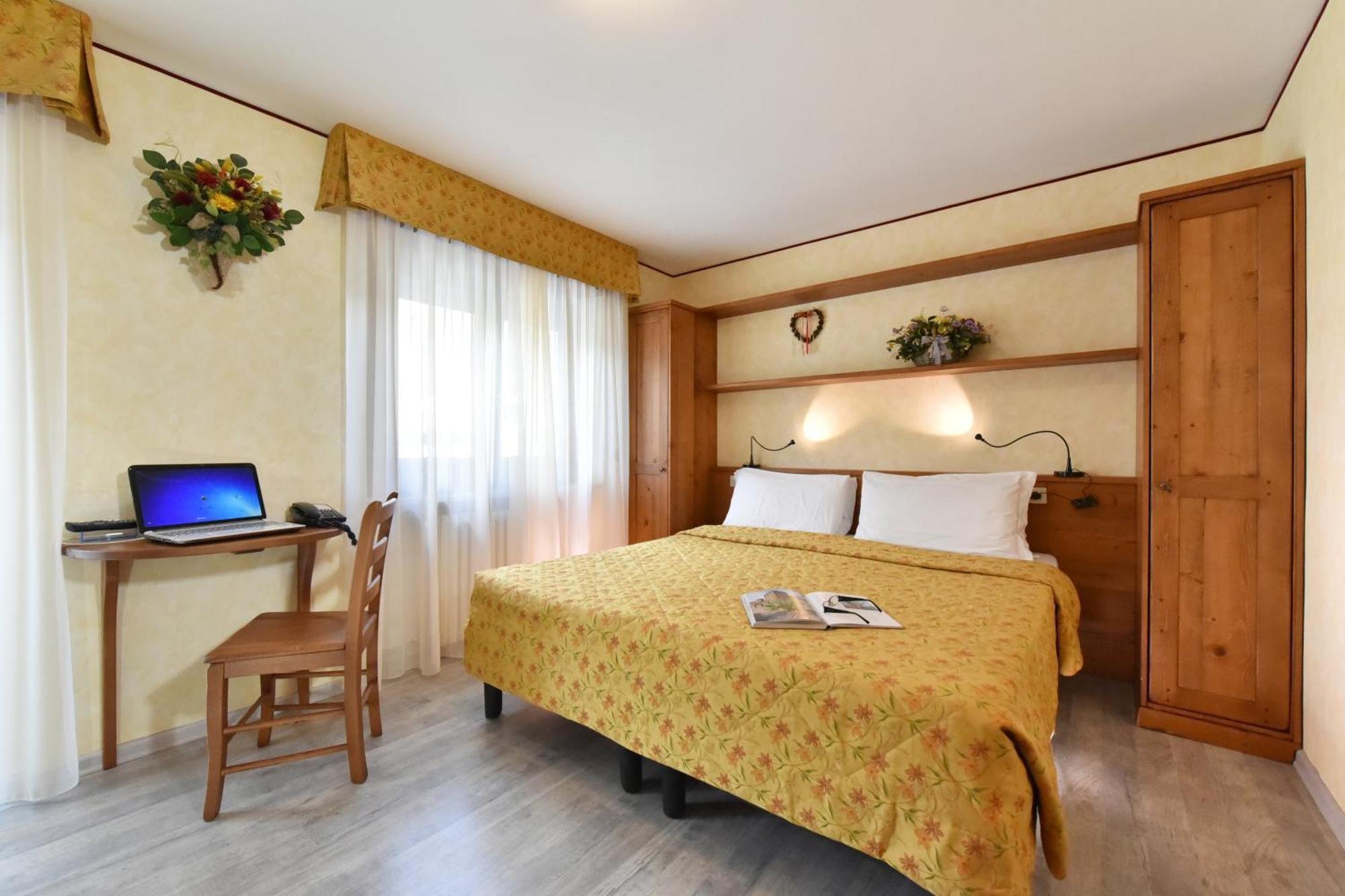 Hotel Bijou Valtournenche Bagian luar foto