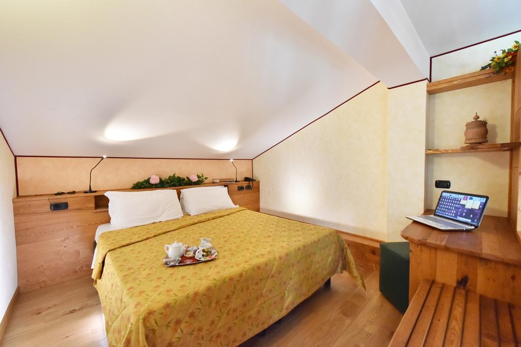 Hotel Bijou Valtournenche Bagian luar foto
