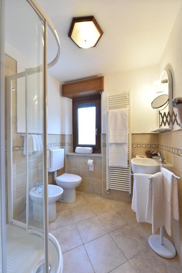 Hotel Bijou Valtournenche Bagian luar foto